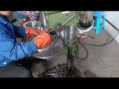 ASME 16.5 Обработка фланца из нержавеющей стали - после ковки, обработки и бурения, теперь винтовки